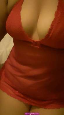 Melyza ama de casa de 43