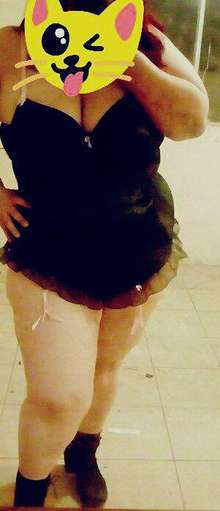Karem chica squirt y gordibuena