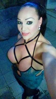 claudia sexy 42dd