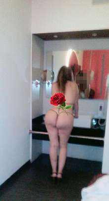 YAMILET  CALIENTE MARCA