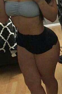 Hermosa chaparrita disponible para ty