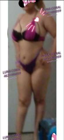Chica bonita y sexosa....tierna y jugosa!!!
