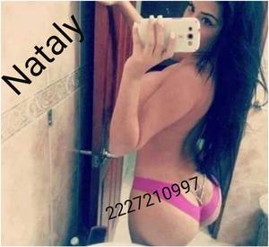 NATHALY UNA CHICA HERMOSA DISPUESTA A COMPLACERTE INTIMAMEN