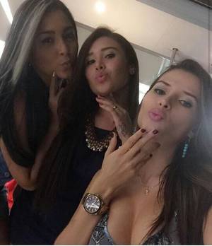 jazmin y  amigas __3x2400__  CACHONDAS __