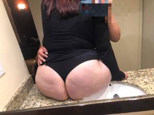 you want to be with a mature woman contact me I do not speak