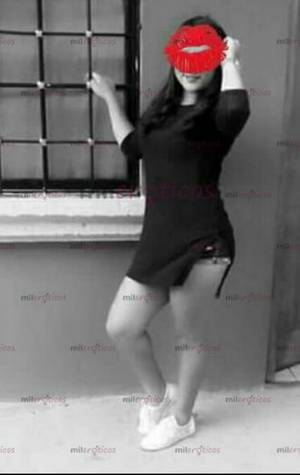 RUTH 18 AÑOS BUSCO APOYO ECONOMICO 800 2282771147