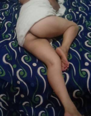 Linda chica chichona alegre, divertida y temperamental
