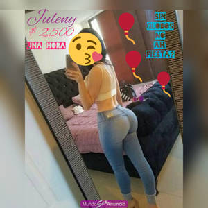 hola soy JULENY con el mejor trato de novios llámame