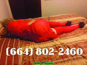 DISFRUTA CON UNA MUJER MADURA, SENSUAL Y MUY ARDIENTE