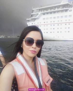 EMMA GUAPA Y SEXY SCORT MUY CARIÑOSA VEN A DEBORARME