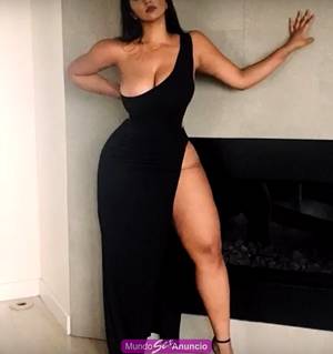 Hola chicos y chicas, me llamo Alejandra y soy una hermosa e