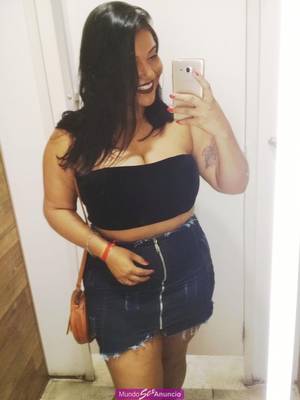 Soy Lorena y soy bisexual bebe y estoy con una amiga papi