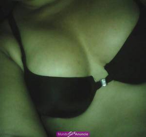 Hermosa chavita de Cancun vendo mis fotos íntimas desnuda