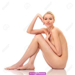 Urge modelo mujer para fotografía al desnudo