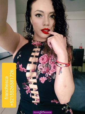 FRANCHESCA UNA DAMA COMPLACIENTE EN LA CAMA