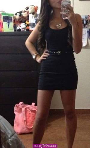 HERMOSA jovencita  VOLUCTUOSA CON CULO D INFARTO LOS 3 SERVI