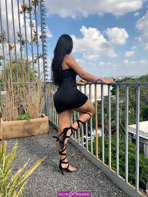 Novedad y glamour fabiola