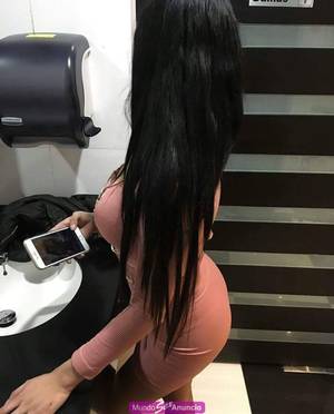 Soy Una Chica Caliente, Atrevida, Extrovertida, Divertida,