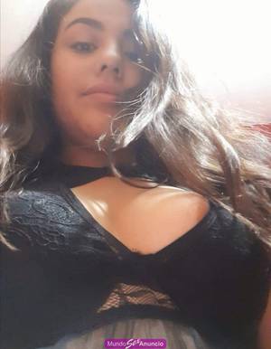 Chica de buen cuerpo con buenas bubis y bonitas pompis