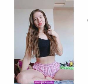 Soy Frida, una joven fogosa a la que le gusten que la monten