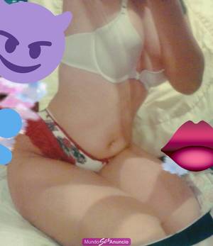 Una chica sensual atrevida tierna y fogosa a la vez trato ri