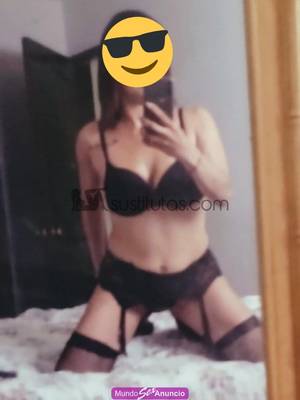 VEN A RELAJARTE CON MI BOQUITA TRAVIESA Y MI VAGINA APRETADI