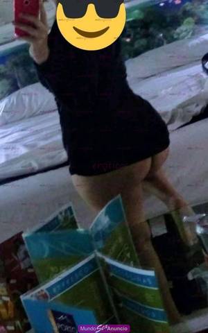 DESEO PIEL CANELA JOVENCITA CALIENTE CON LUGAR