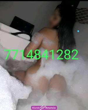 ANDREA UNA MORENA COMPLACIENTE Y BIEN CALIENTE