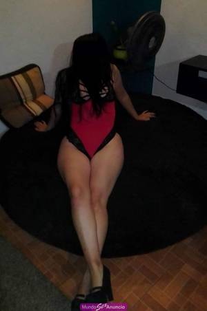 Chica goloza, traviesa, cachonda