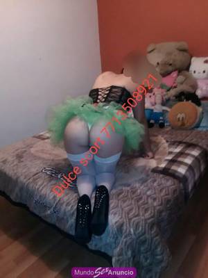 PAPI ANDAS EN BUSCA DE ALGO DELICIOSO SOY DULCE ZORRITA SEXX