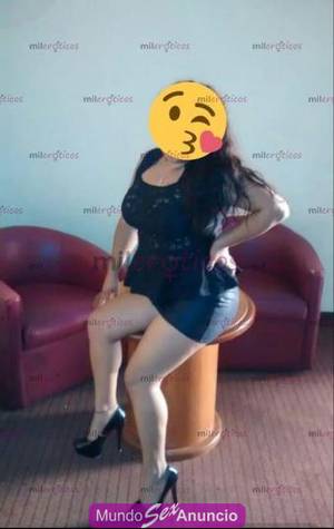 JOVEN BONITA LUJURIOSA CALIENTE YENY24HR