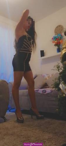 SENSUALIDAD Y EROTISMO CON UNA DULCE Y PERVERTIDA MORENITA.