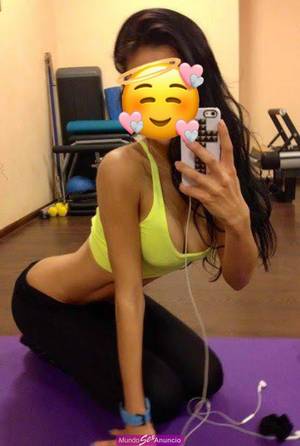 SULEY HERMOSA CHICA COMPLACIENTE