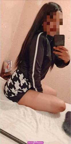 SOY UNA CHICA MUY DELI, DELI, LISTA PARA DEBORAR.