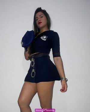 CHERRY UNA DIOSA CANDENTE EN LA CAMA SUPER NALGONA EXQUISITA