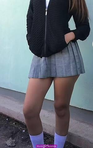 FERNANDA  EMPEZANDO  18  AÑOS    ESQUITA ATREVETE