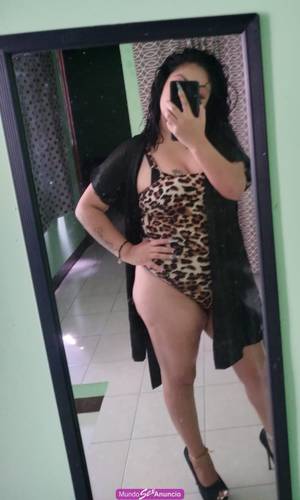 HOLA PAPI SOY UNA SEXY SECRETARIA VEN A MI DEPA DE SOLTERA