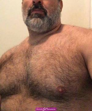 Oso casado activo bisexual