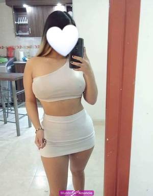 Chupa mis tetas mientras terminó arriba de ti