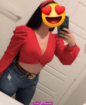 19 años recien llegada de sinaloa! Caliente fogosa.
