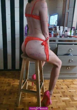 FLAQUITA HERMOSA CALIENTE Y MUY ARDIENTE ESPERÁNDOTE!