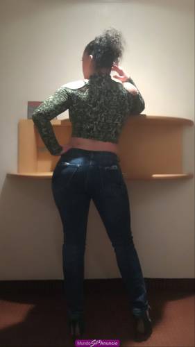 Hoy delicioso trío chicas super cachondas 7228643700...