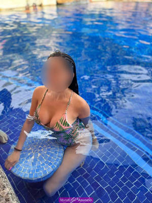 Irina, Las malas lenguas hablan, las buenas dejan las pierna