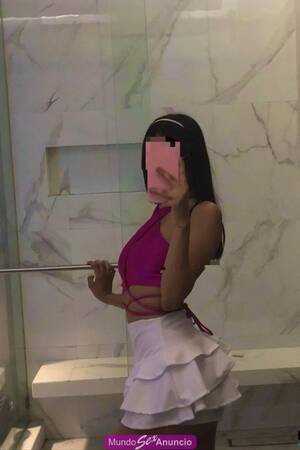 LINDA FLAQUITA....!! SUPER CUERPO DELGADO LLENO DE PASION