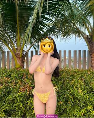 Soy Nahomi una escort petit