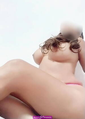 SOY KARINA, ME ENCANTA EL ORAL PROFUNDO AL NATURAL PAPI!!