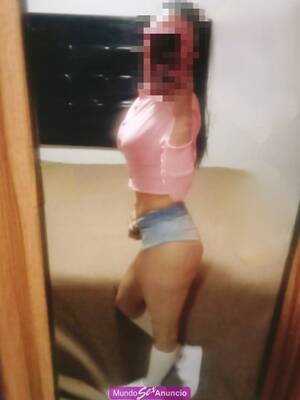 Hola mi amor soy Karina flakita atractiva y muy discreta