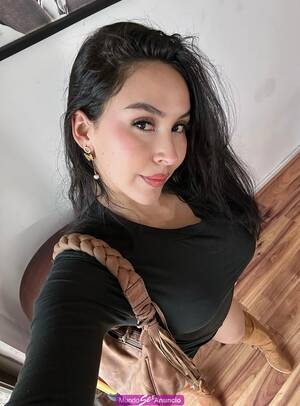 SEXY NALGONA EN TU ESTADO