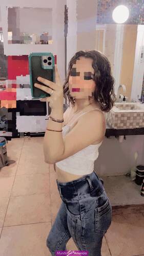 Hola amor estoy disponible para pasarla rico llámame