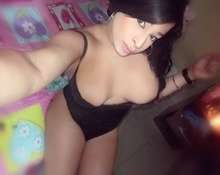 Colocha disponible con depa..anto tetona